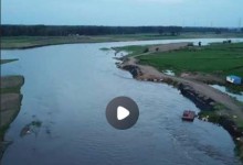 航拍吉林村民私搭浮桥建桥地 ：河面宽广 无桥梁设施-融党建互动平台