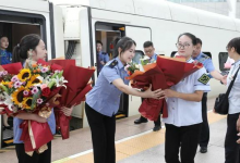 K396次向乘客喊话的值班员被提拔 每人获奖1万元-融党建互动平台