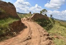 明代三十二长城遭拦腰“斩断” 两个嫌疑人为了节省路程-融党建互动平台