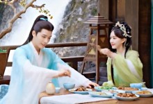 赵露思王安宇一个抄作业一个查作业 《神隐》发布片场花絮-融党建互动平台