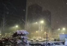 大明湖畔超然楼变白：山东多地雪花已到货 中小学停课-融党建互动平台