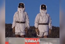 游客以为纹丝不动的哨兵是仿真人 敬礼那一刻让人泪目-融党建互动平台