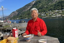 74岁大爷不会英语自驾房车游欧洲 畅游 20 个国家-融党建互动平台