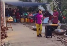 男子吃席发现农村开始上预制菜 网友：不怕大伙立马走人吗-融党建互动平台