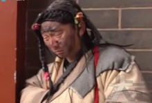 清明上河园小乞丐上班期间吃胖了 网友：我要去抢“饭碗”-融党建互动平台