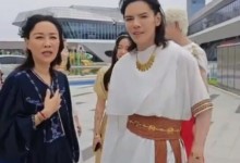 那英回应摔倒，表示：啥事儿没有-融党建互动平台