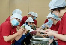 学校为高三学子准备定胜“糕粽” 愿一举高‘粽’”-融党建互动平台