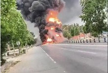 河南一油罐车公路上起火 浓烟腾起数十米高-融党建互动平台