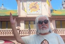 74岁张纪中挑战坐过山车 因超龄被拦下-融党建互动平台