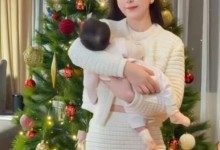 方媛抱三胎女儿出镜满脸宠溺 夸宝宝比自己美-融党建互动平台