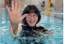 颜如晶挑战泳池暴走5公里瘦1.15公斤 医生紧急提醒-融党建互动平台